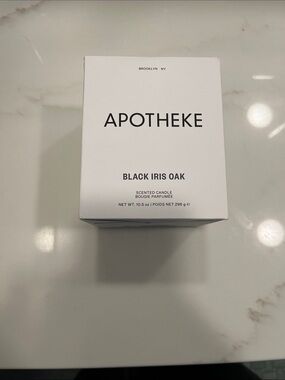 NIB Black Iris Oak Scented Candle - White